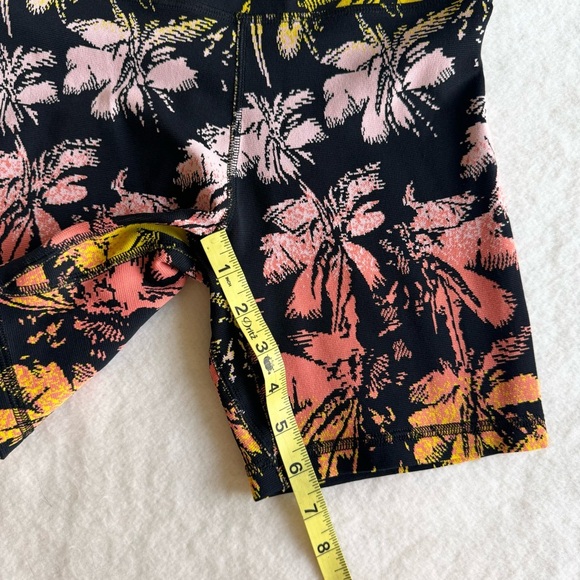 Solid & Striped biker shorts with all-over palm tree print size small - Picture 5 of 10